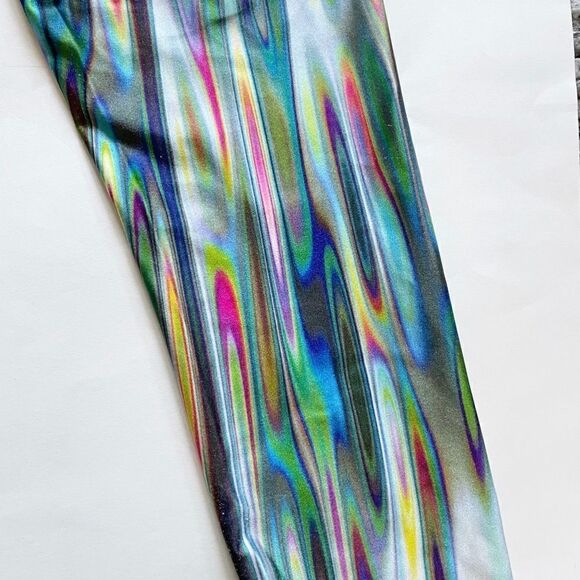 Terez Performance Leggings Watercolor Stripes Size X-Small Crop - Picture 7 of 14